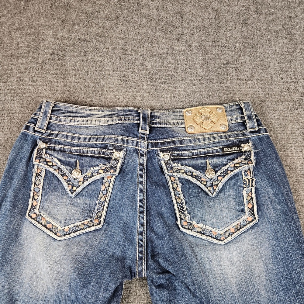 Miss Me Signature Cuffed Capri Jeans Medium Wash Distressed Embellished Size 34